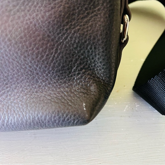 Aimee Kestenberg Zip Me Up Ombre Crossbody Bag - Picture 7 of 8